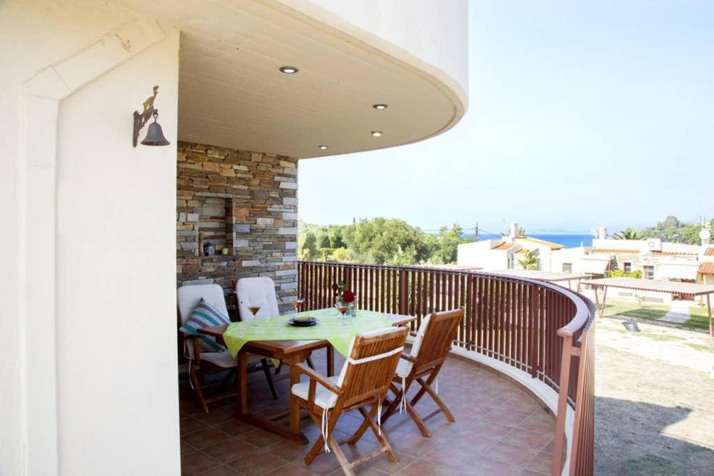 Oliviera Villa Lagomandra Exterior photo